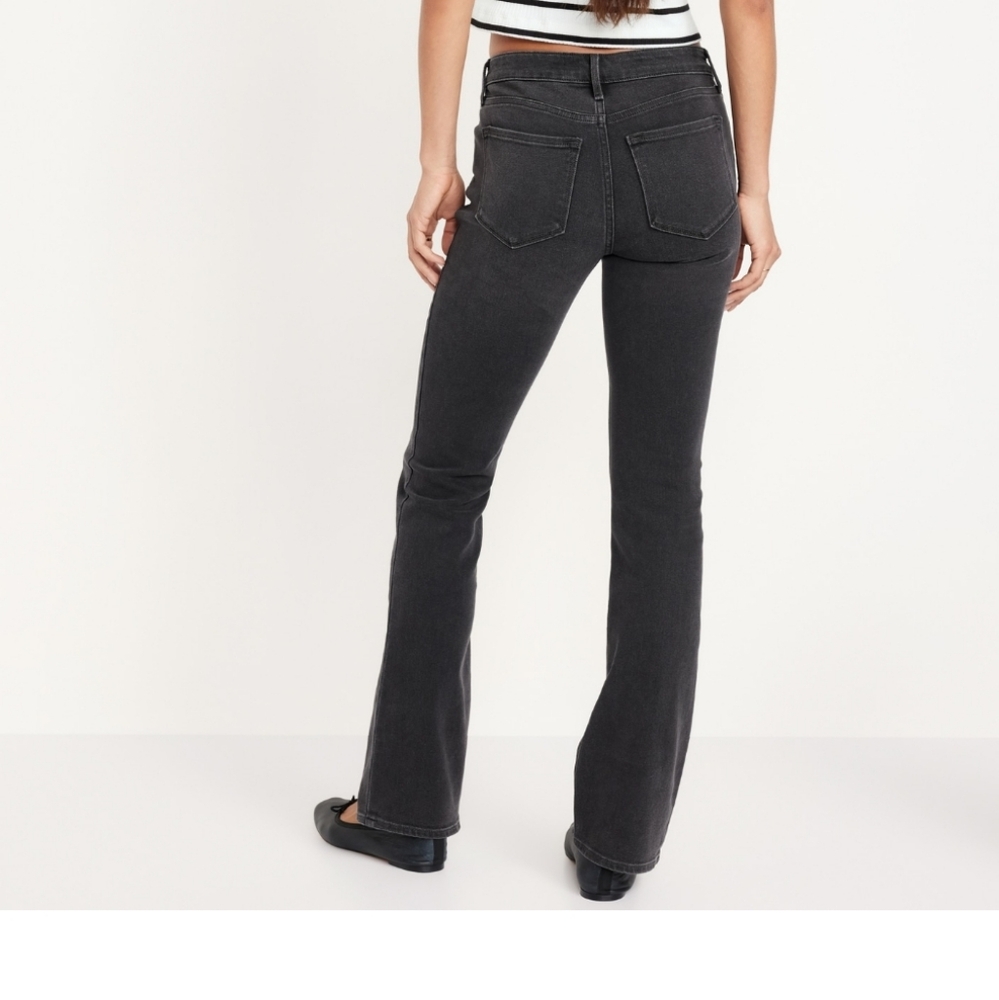 **NWT**Mid-Rise WOW Boot-Cut Jeans